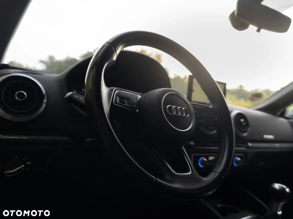 Audi A3 Sportback - 11