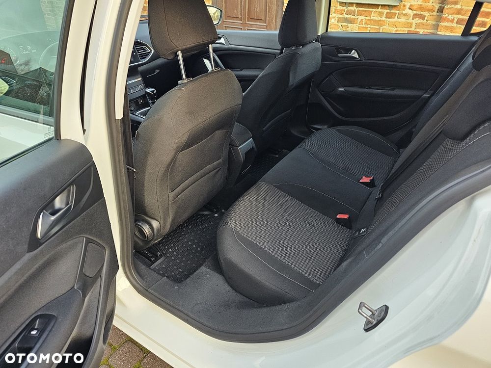 Peugeot 308 1.5 BlueHDi Active S&S - 8