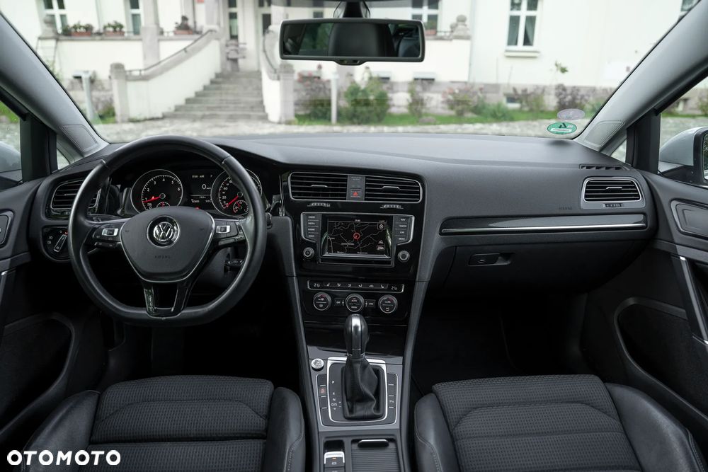 Volkswagen Golf Variant 1.4 TSI BlueMotion Technology DSG Highline - 20