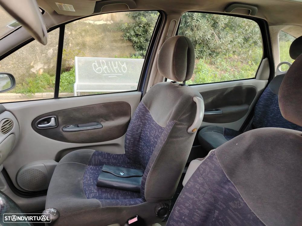 Renault Scénic 1.4 16V Dynamique - 6