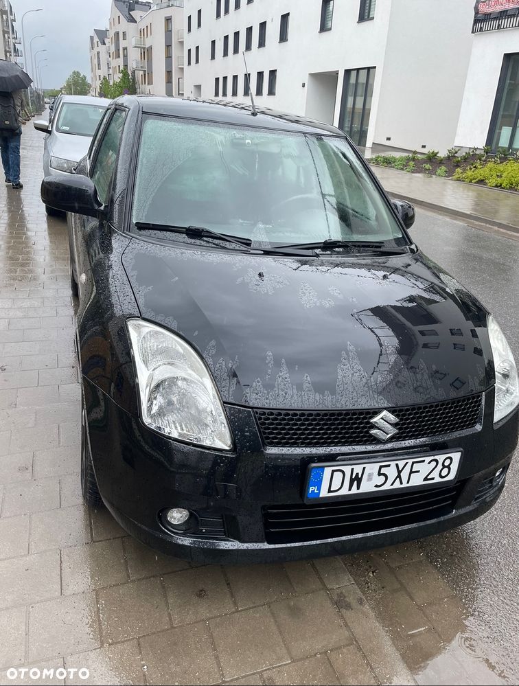 Suzuki Swift 1.3 Comfort - 1