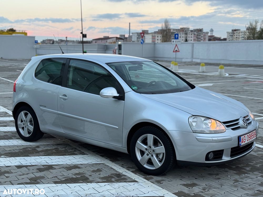 Volkswagen Golf 2.0 TDI DPF DSG United - 12