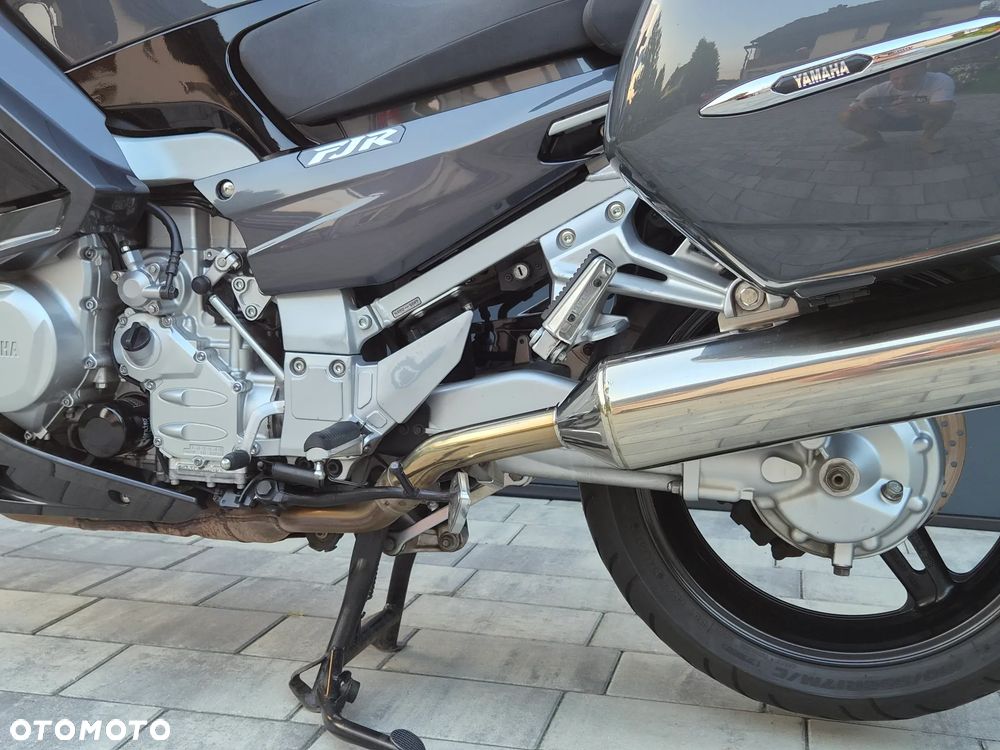 Yamaha FJR - 31