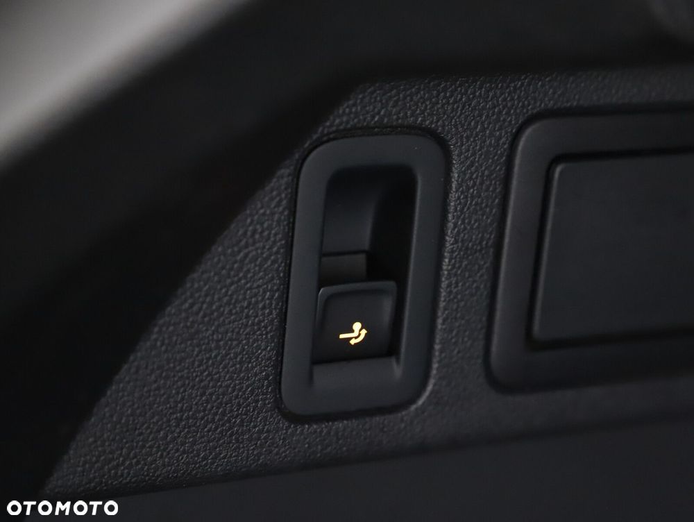 Volkswagen Tiguan 2.0 TDI SCR 4Mot R-Line DSG - 27