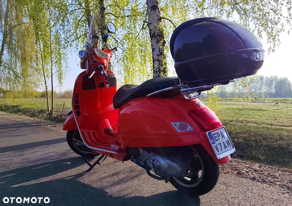 Vespa GTS - 6