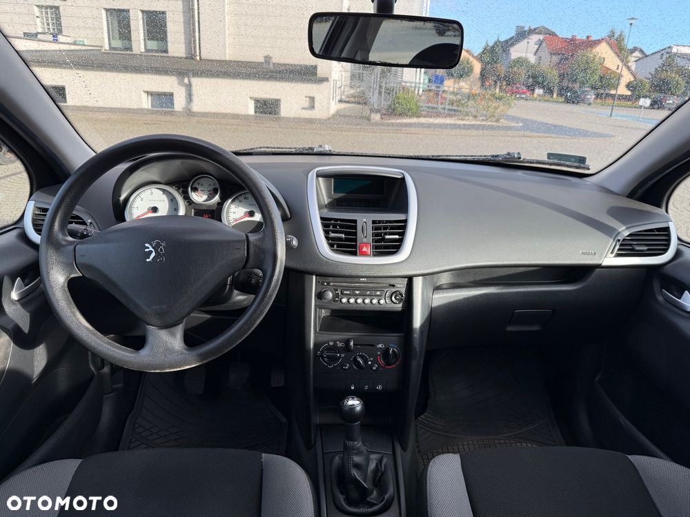 Peugeot 207 - 5