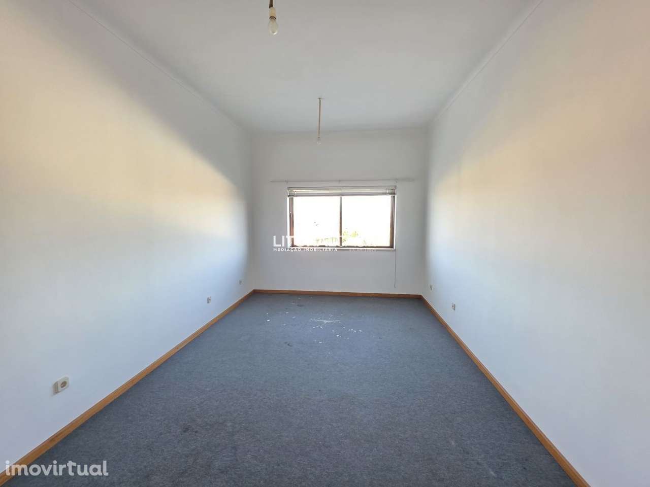 Escritório centro de Oliveira do Bairro - Grande imagem: 3/13