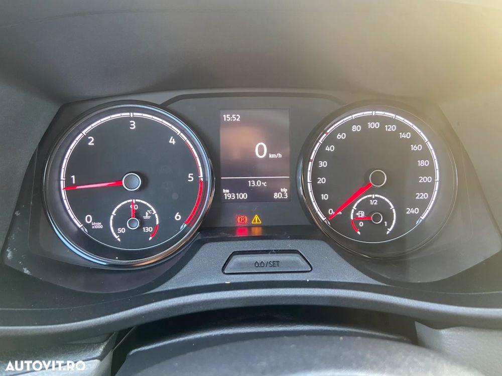 Volkswagen Transporter - 26