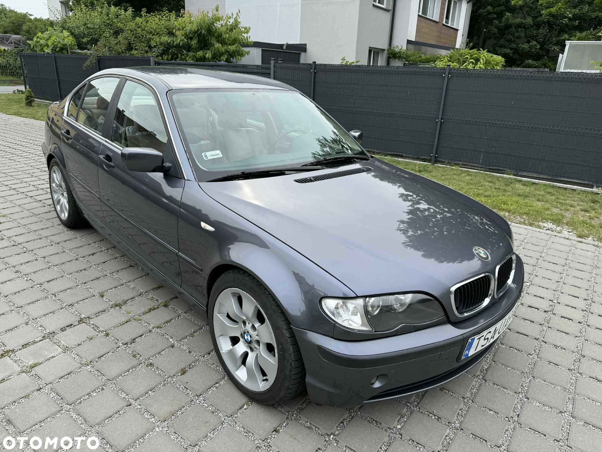 BMW Seria 3 330i - 4