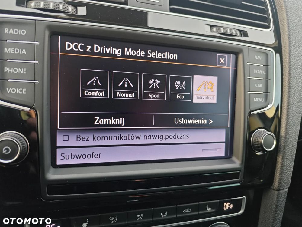 Volkswagen Golf 2.0 TDI SCR DSG Highline - 12
