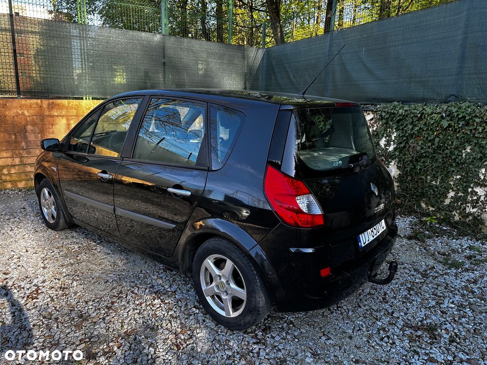 Renault Scenic 1.6 16V Avantage - 13