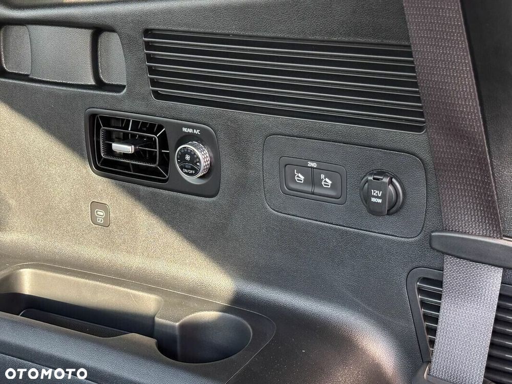 Kia Sorento - 30