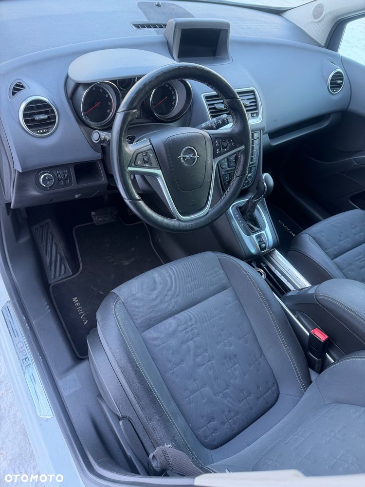 Opel Meriva 1.4 T Cosmo - 11