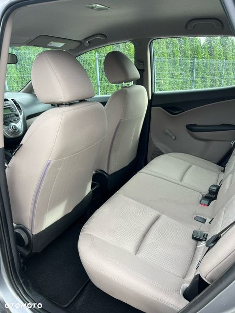 Hyundai ix20 - 18