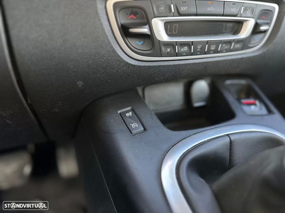 Renault Grand Scénic 1.5 dCi Dynamique S SS - 40