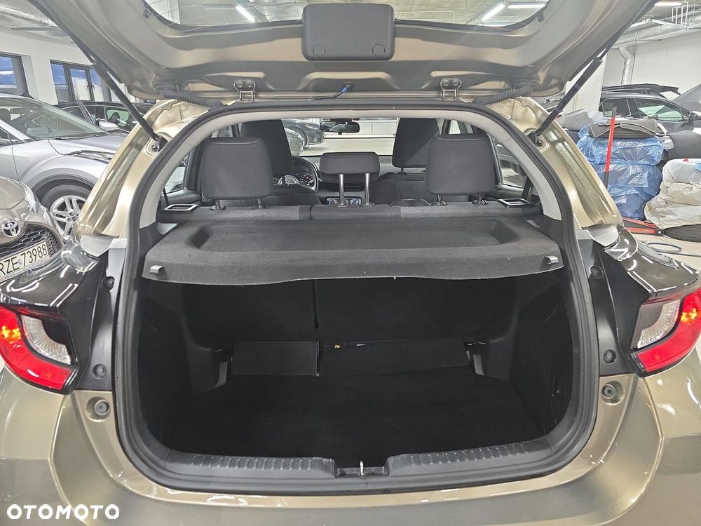 Toyota Yaris - 13