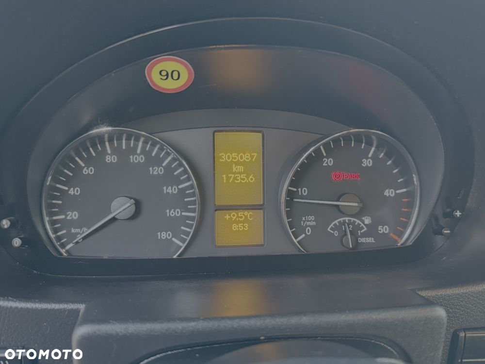 Mercedes-Benz Sprinter 516 Nr. Oferty: 19 - 8