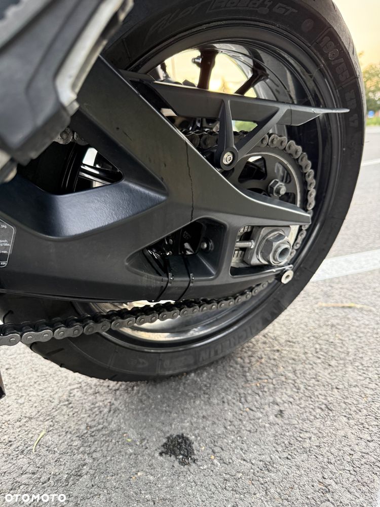 BMW XR - 8