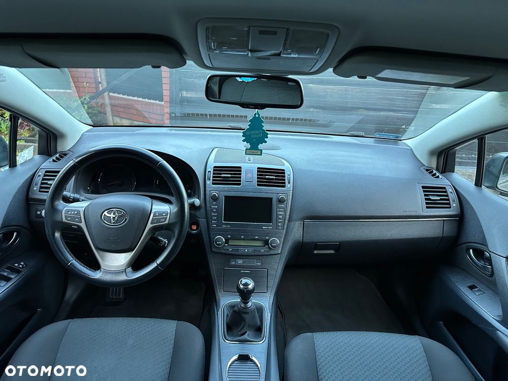 Toyota Avensis - 3