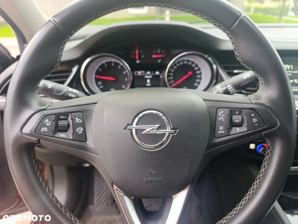 Opel Insignia 1.5 T Enjoy S&S - 18