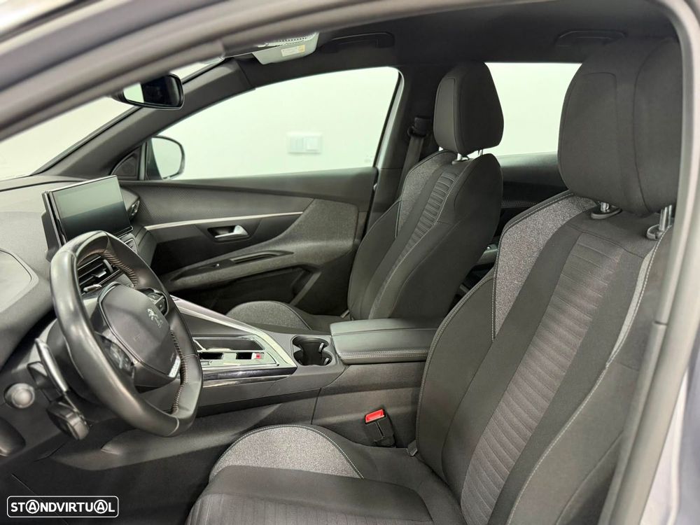 Peugeot 3008 1.5 BlueHDi Active Pack EAT8 - 5