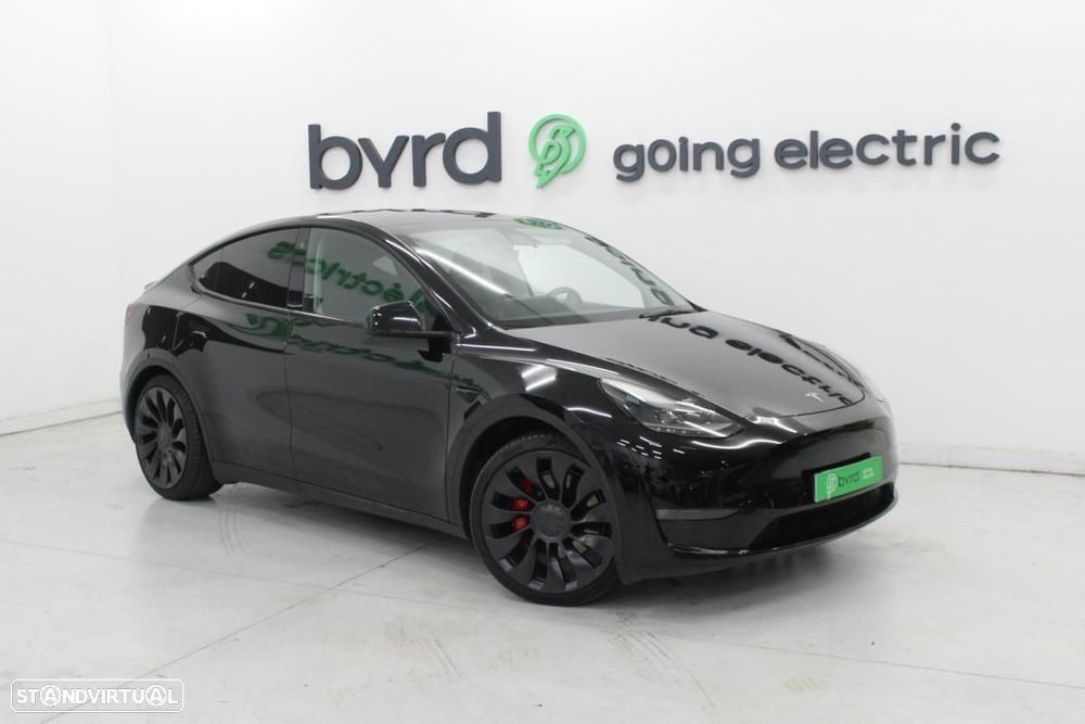 Tesla Model Y Performance AWD - 1