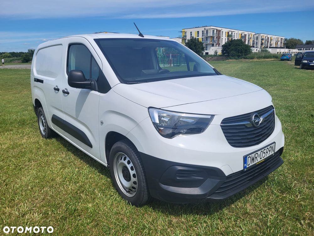 Opel COMBO - 1