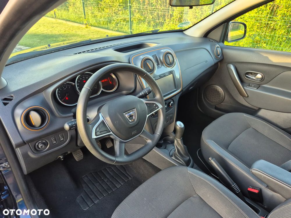 Dacia Sandero TCe 90 Celebration - 19