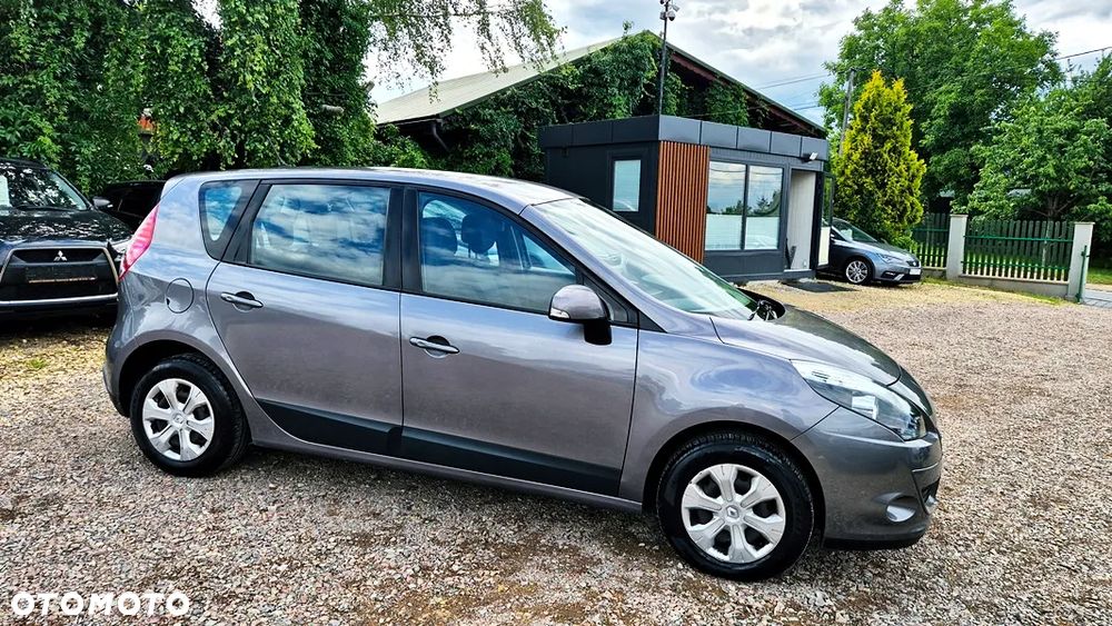 Renault Scenic 1.6 16V Tech Run Euro5 - 9