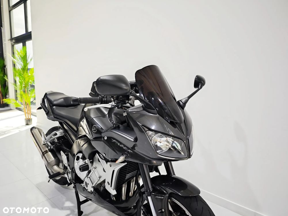 Yamaha FZ - 6
