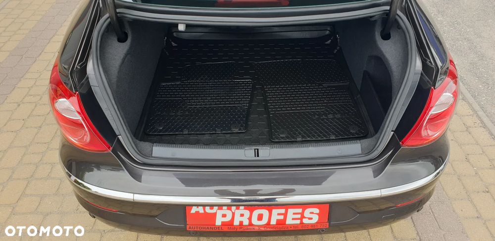 Volkswagen CC - 9