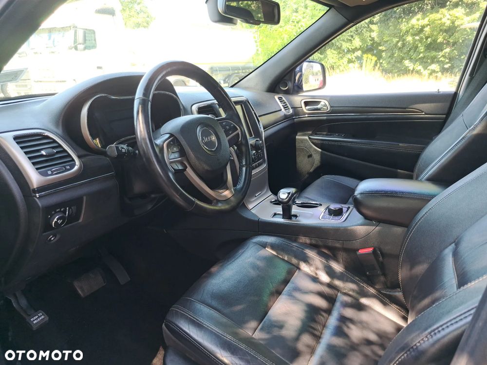Jeep Grand Cherokee - 8