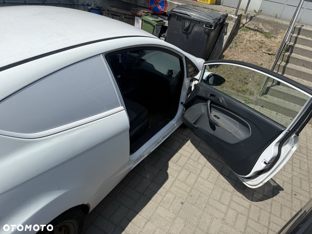 Ford Fiesta - 3