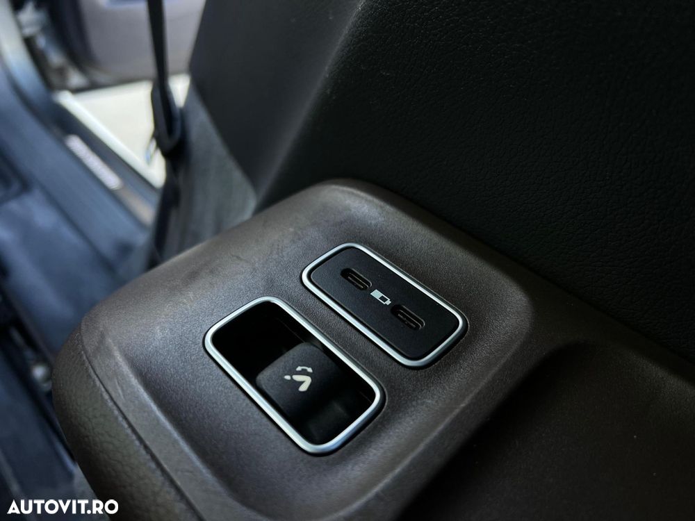 Mercedes-Benz GLS - 12
