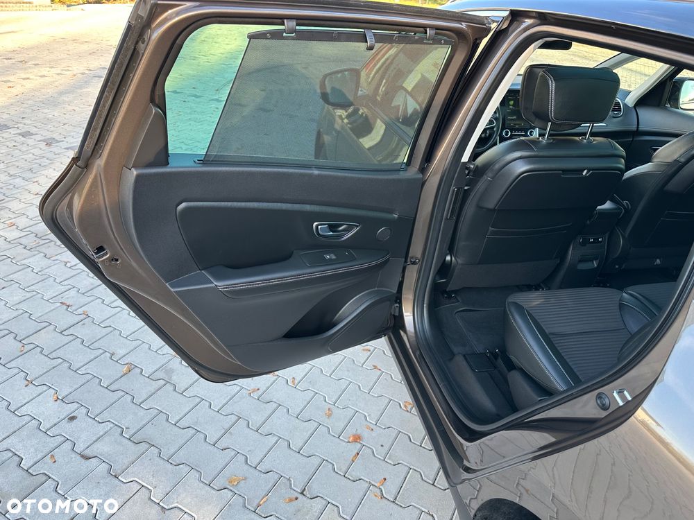 Renault Grand Scenic ENERGY TCe 130 S&S Bose Edition - 22