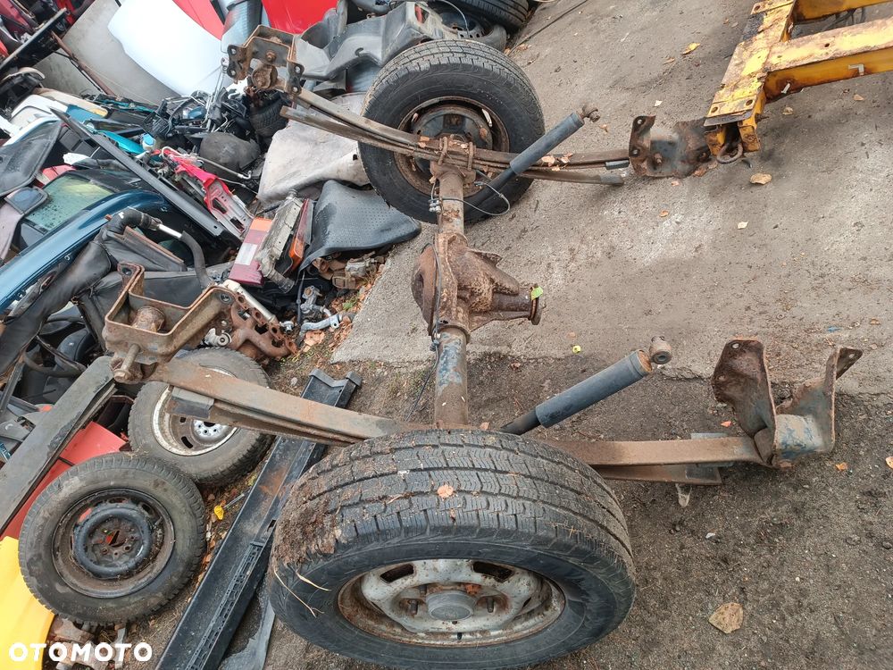 Ford Transit 2,4TD 2000-2013 Wszystkie części Zawieszenie Most Drzwi Szyby Koła 16 - 29