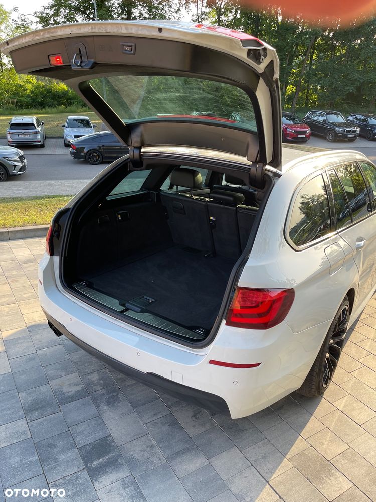 BMW Seria 5 520d Sport-Aut - 13