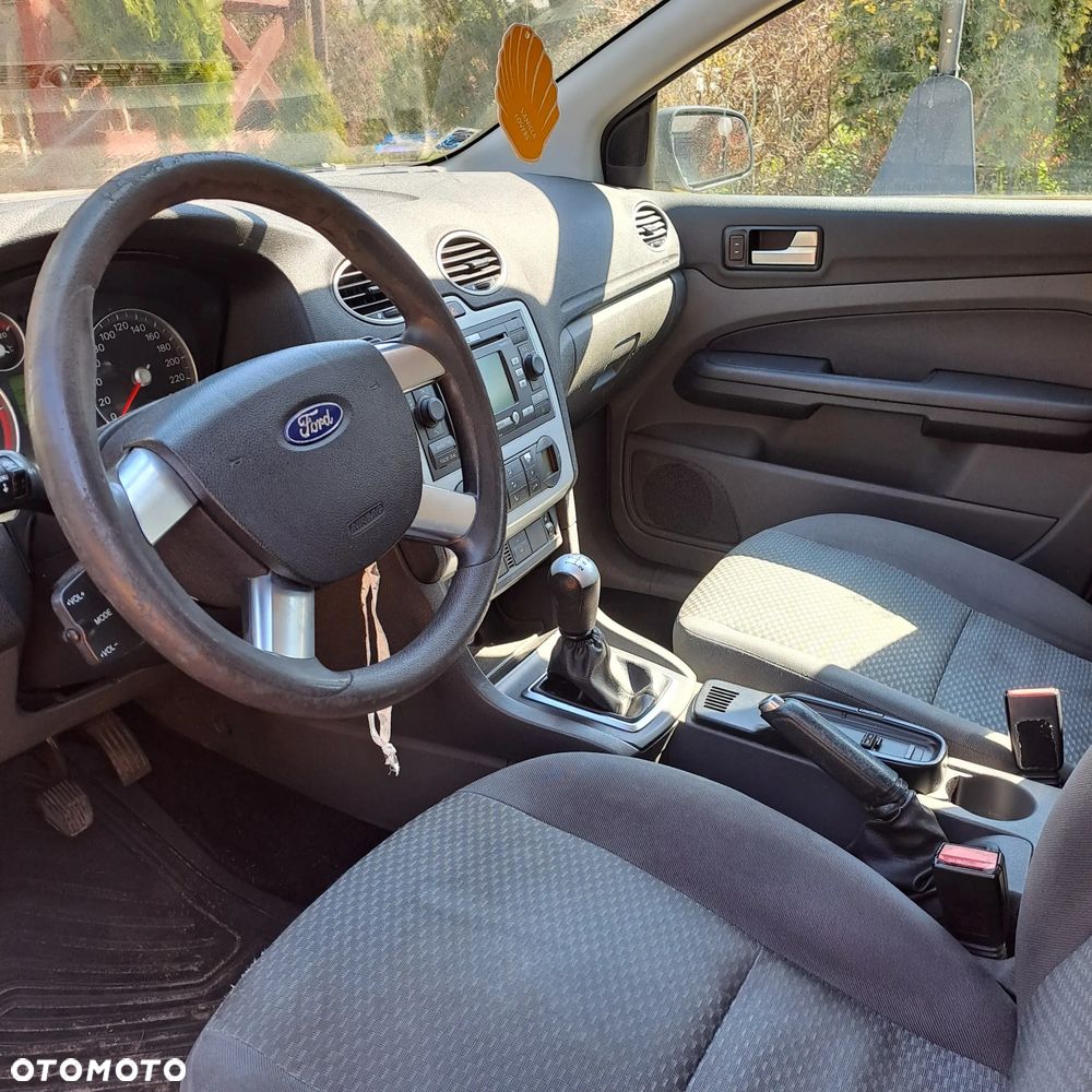 Ford Focus - 11