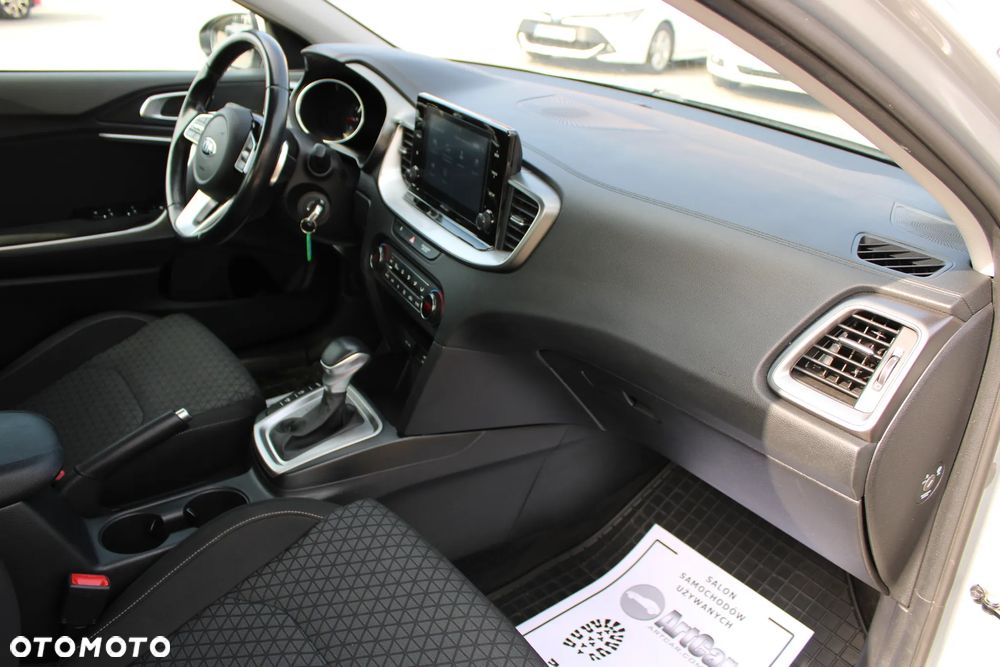 Kia Ceed 1.4 T-GDI GT-Line DCT - 28