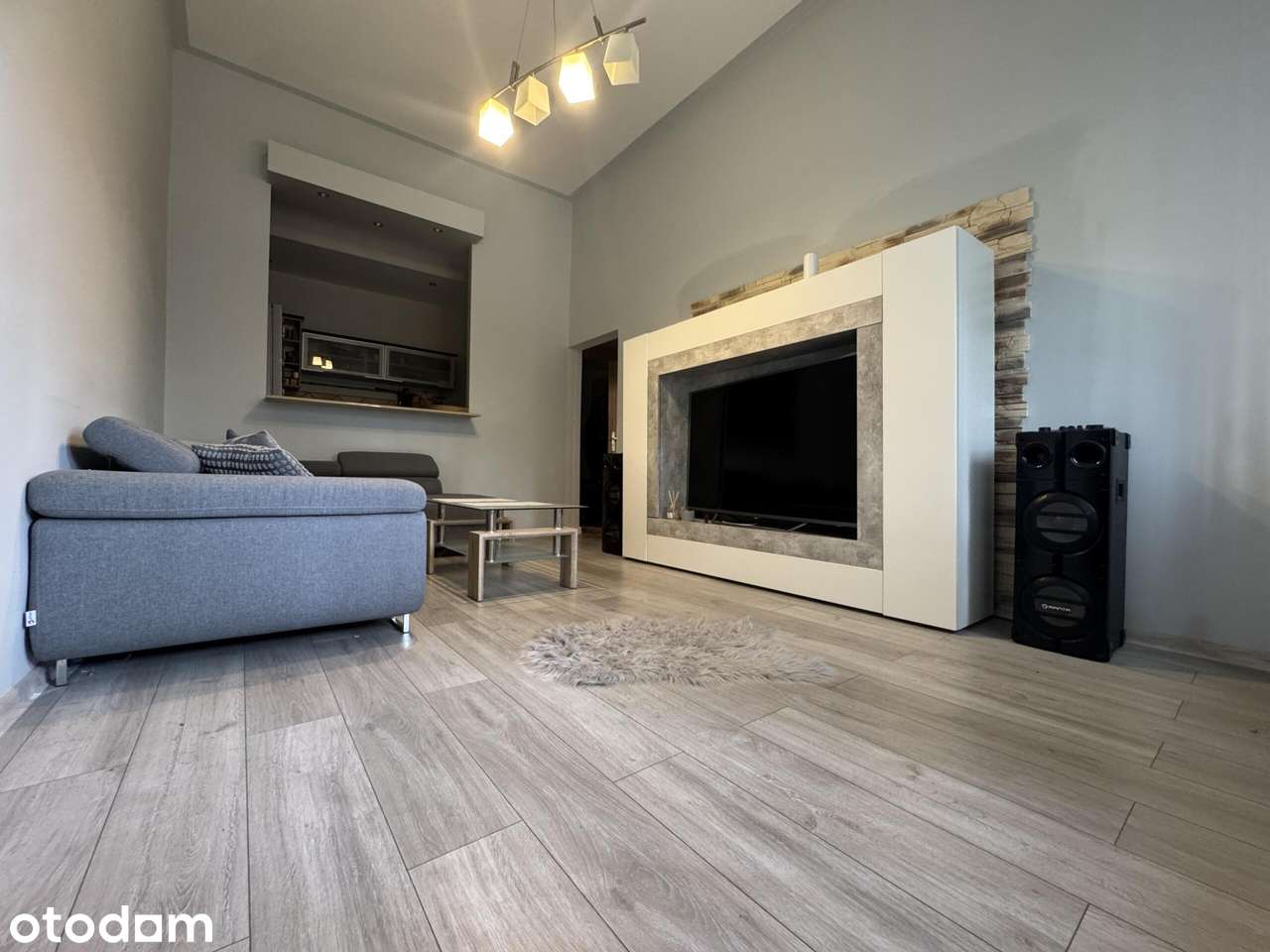 Mieszkanie z antresolą w Zambrowskiej kamienicy-41,65 m²