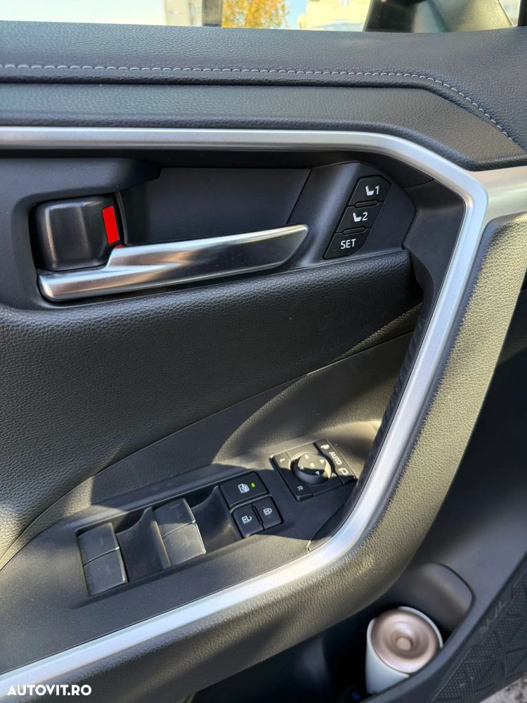 Toyota RAV4 2.5 Hybrid VVT-iE 4x4 Luxury - 12