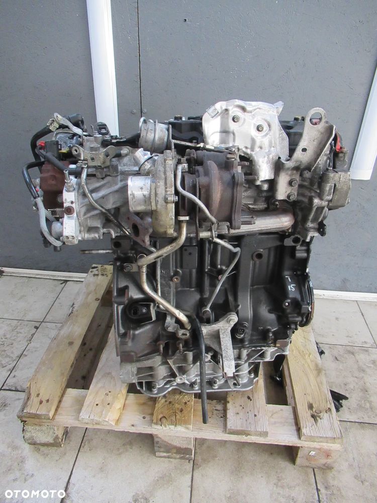 Silnik KOMPLETNY 2.0 dci M9R Vivaro Trafic m9r M9R E4 - 6