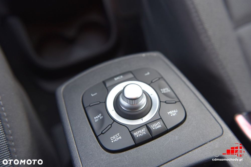 Renault Scenic 1.6 16V 110 LIMITED - 27