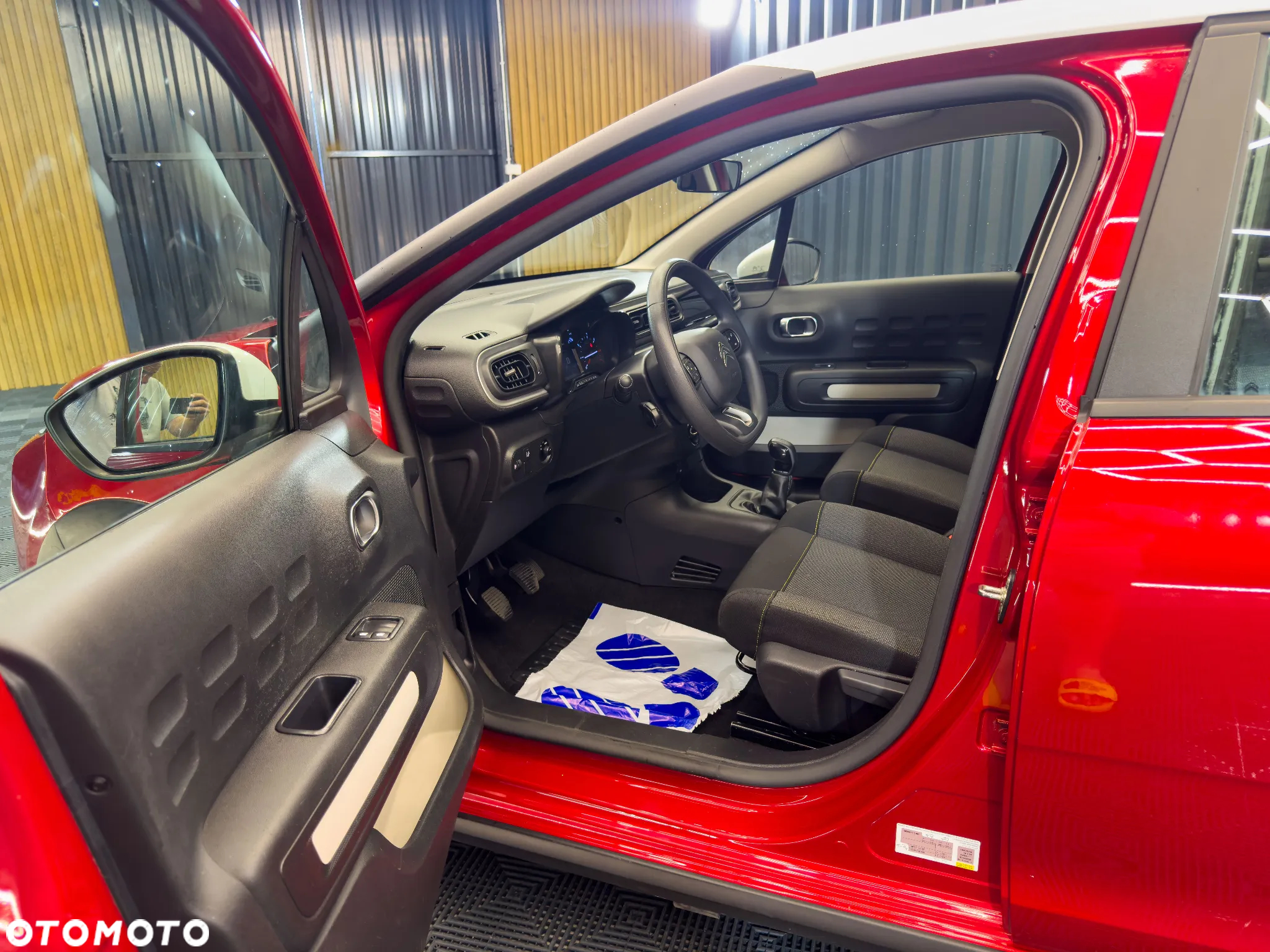 Citroën C3 1.2 PureTech Plus - 26