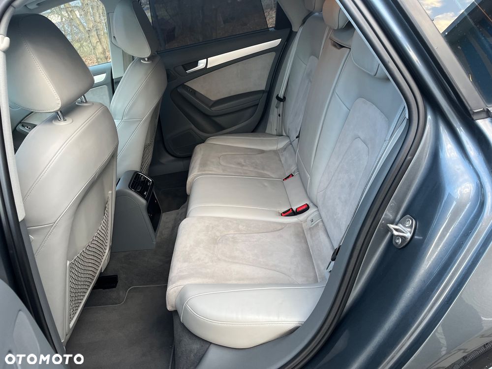 Audi A4 Avant 3.0 TFSI quattro S tronic Attraction - 8