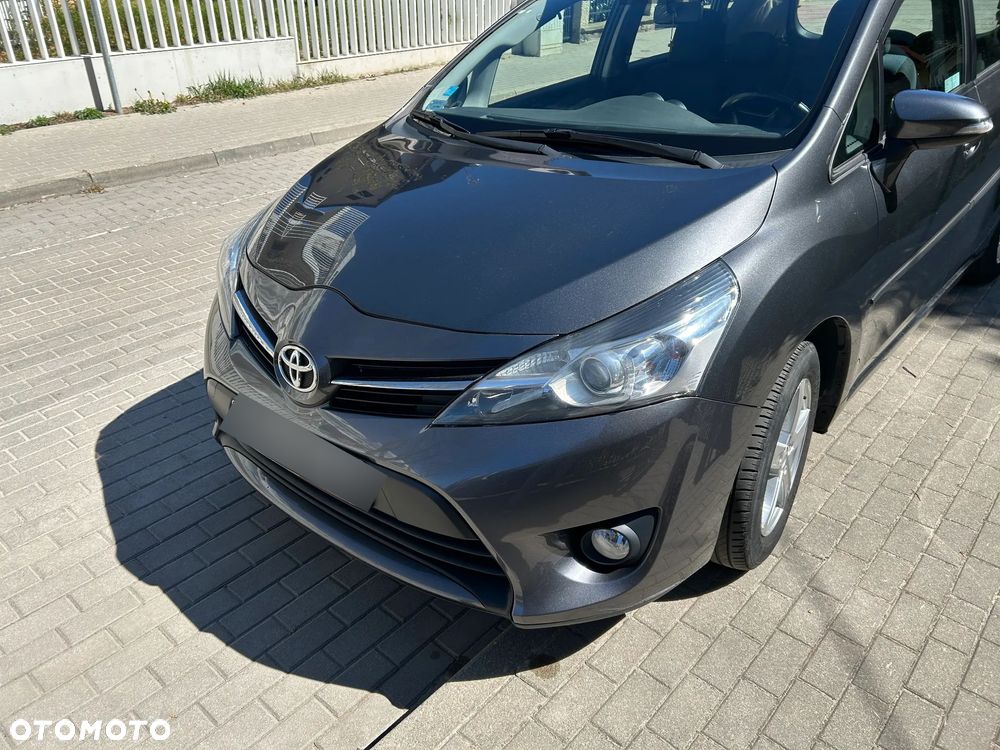 Toyota Verso 1.6 Active - 6