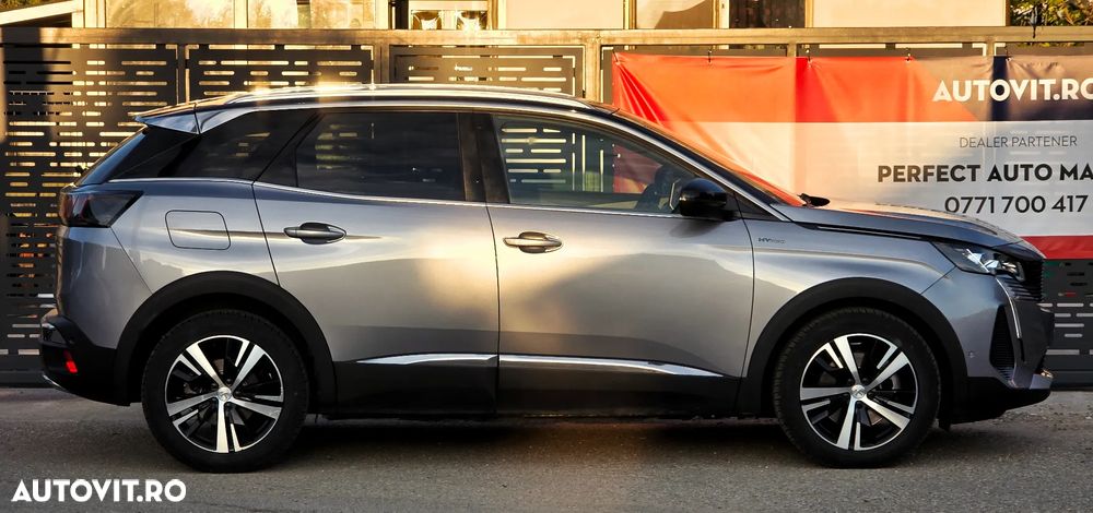 Peugeot 3008 Hybrid 225 e-EAT8 GT Pack - 5