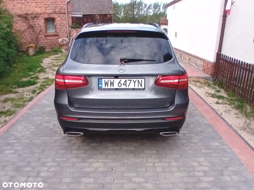 Mercedes-Benz GLC - 7