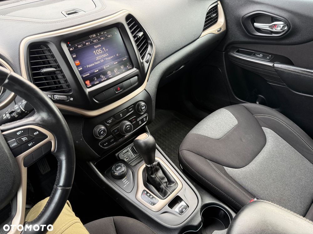 Jeep Cherokee 3.2 V6 Pentastar Active Drive I Automatik Limited - 12