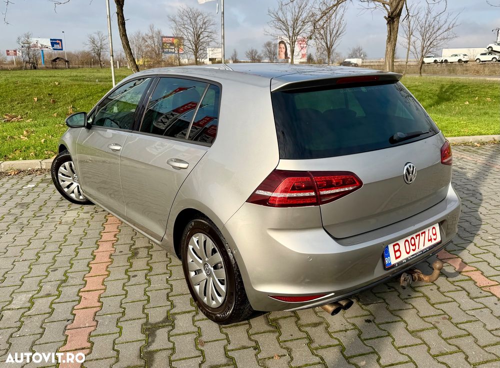 Volkswagen Golf 1.4 TSI BMT Highline - 23